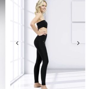 $99 BLACKPANTS The Intelligent Leggings Hairdressing & Salon Uniform Pants 6/8 M